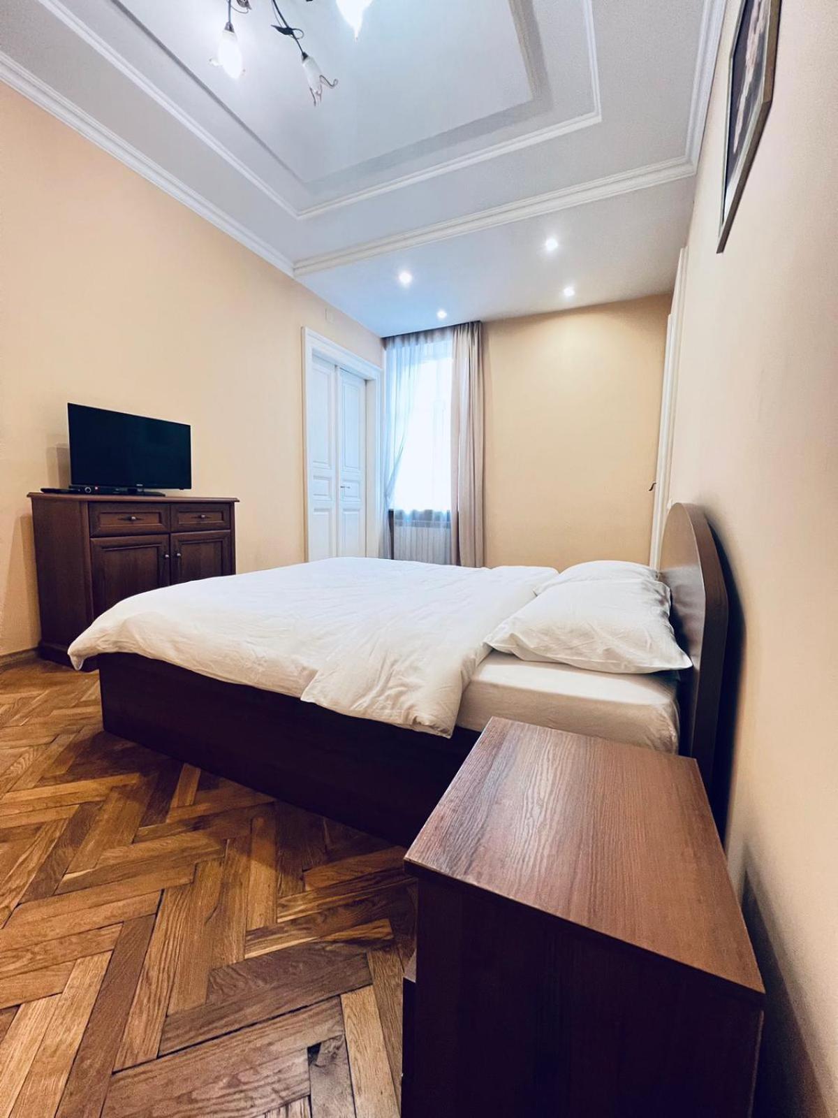 Petra Doroshenka19 Street Apartment Lviv Exterior photo